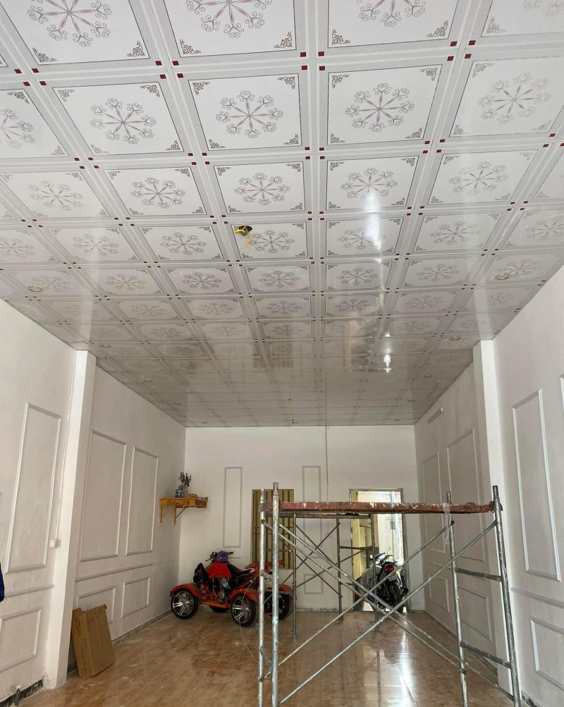 Trần nhựa thả 3D thu hút khách hàng bởi hoa văn chân thực