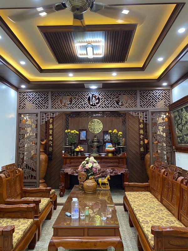 Mẫu phòng thờ sử dụng tấm nhựa Nano đẳng cấp